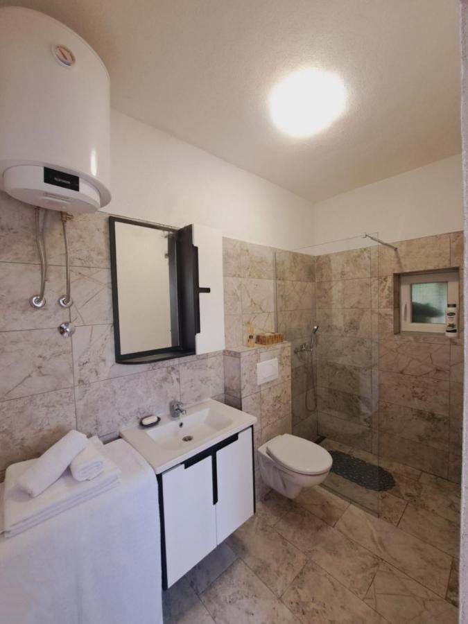 ליובוסקי Guest House Green River מראה חיצוני תמונה