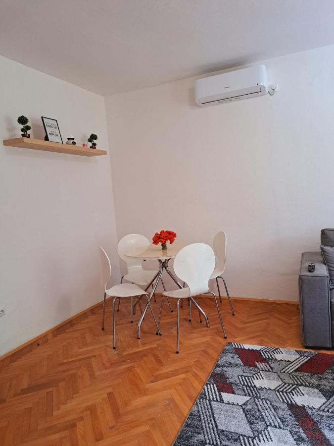 ליובוסקי Guest House Green River מראה חיצוני תמונה